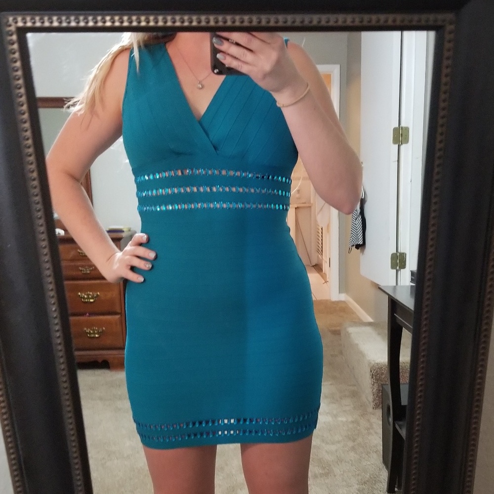 Bebe dress